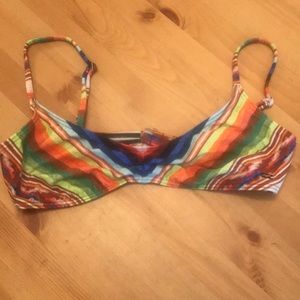 Billabong bikini top